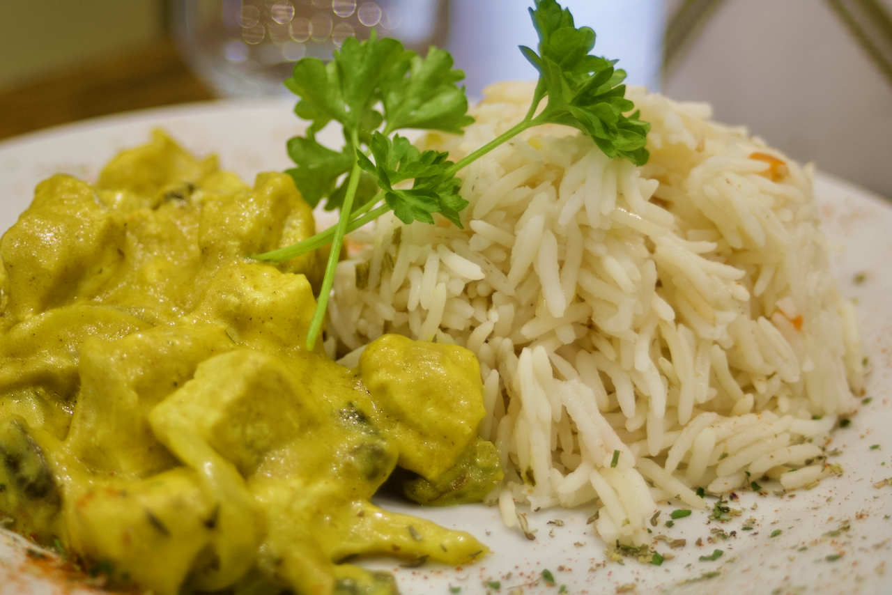 ﻿Chicken Curry & Rice